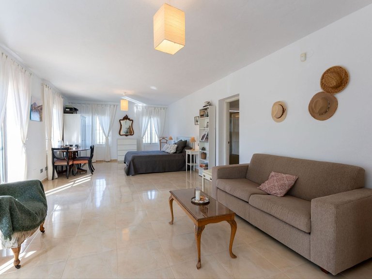 Villa for Sale in Alhaurín El Grande, Malaga 34