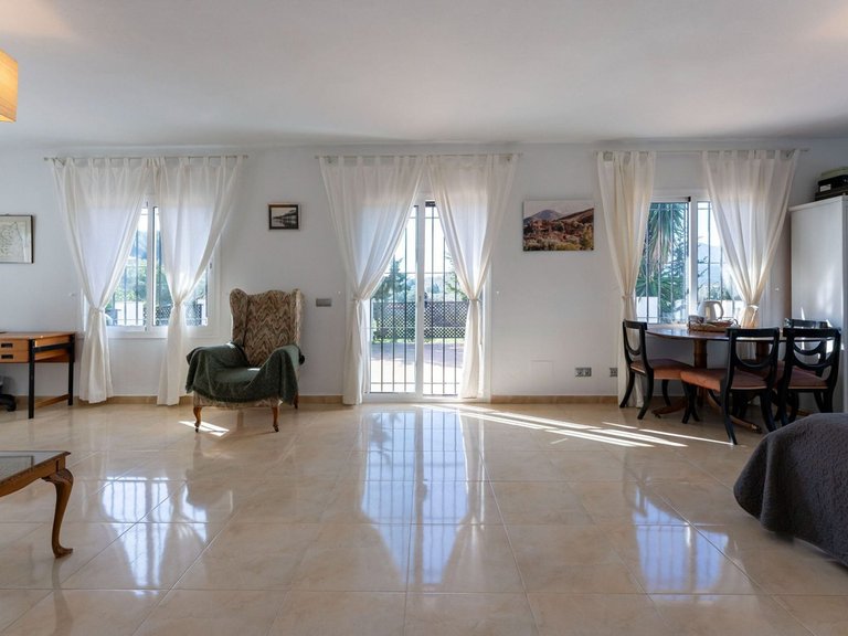 Villa for Sale in Alhaurín El Grande, Malaga 41