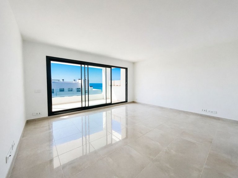 Apartment for Sale in Benalmadena, Malaga 3