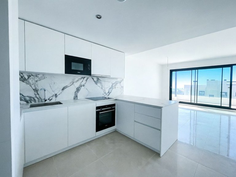 Apartment for Sale in Benalmadena, Malaga 4
