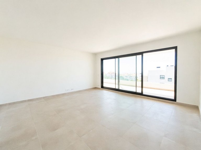 Apartment for Sale in Benalmadena, Malaga 6