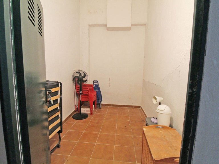 Apartment for Sale in The Golden Mile, Malaga 23