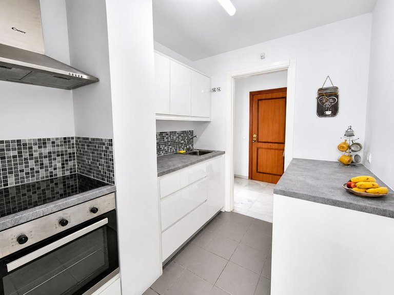 Apartment for Sale in San Luis De Sabinillas, Malaga 25