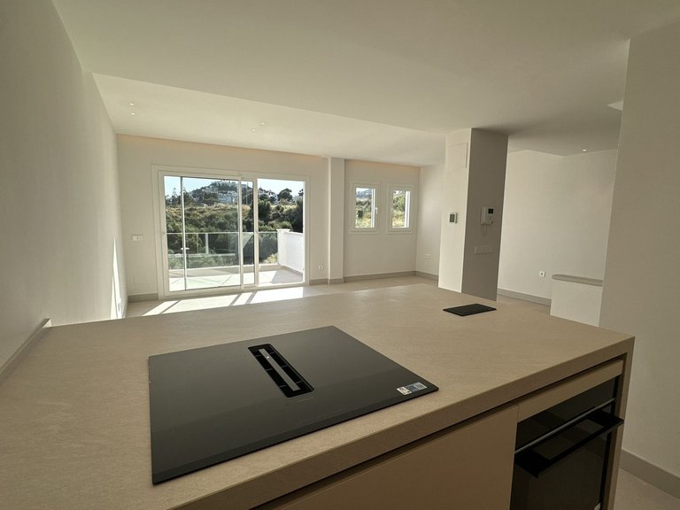 Villa for Sale in Torrequebrada, Malaga 14