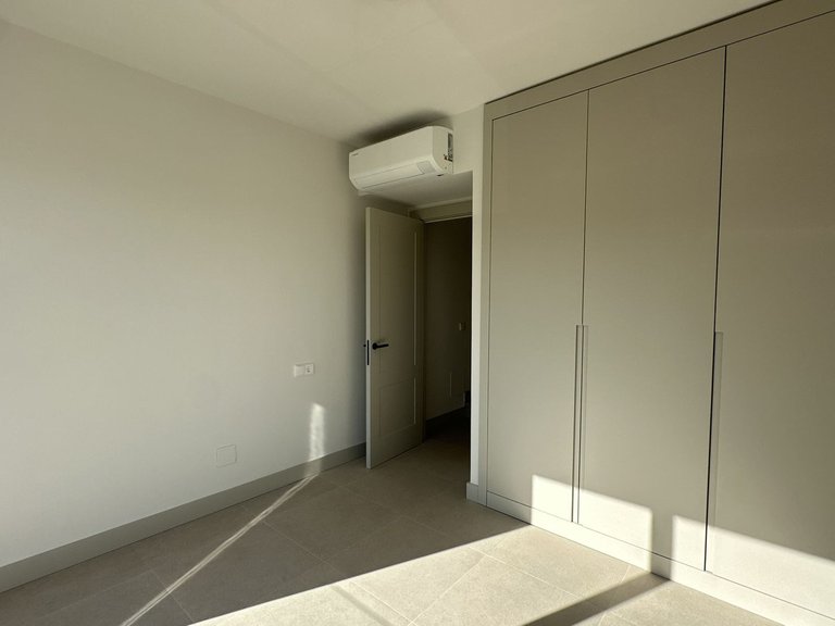 Villa for Sale in Torrequebrada, Malaga 28