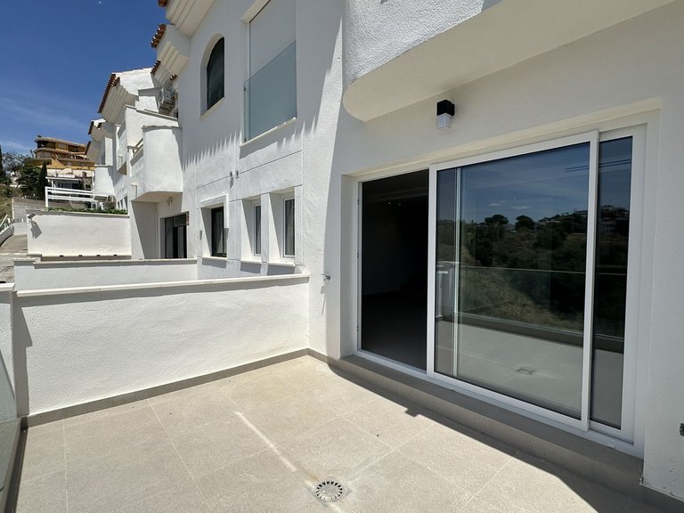 Villa for Sale in Torrequebrada, Malaga 6