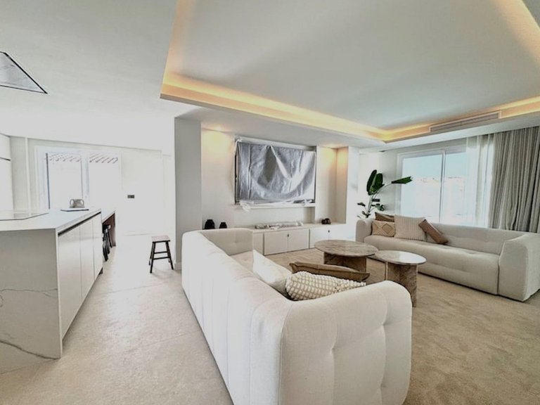Villa for Sale in Marbella, Malaga 7