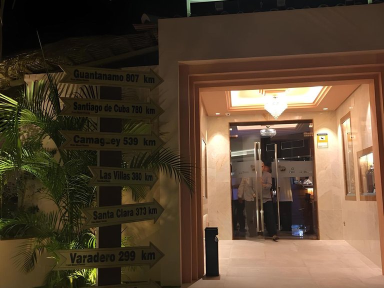 Commercial for Sale in El Paraiso, Malaga 1