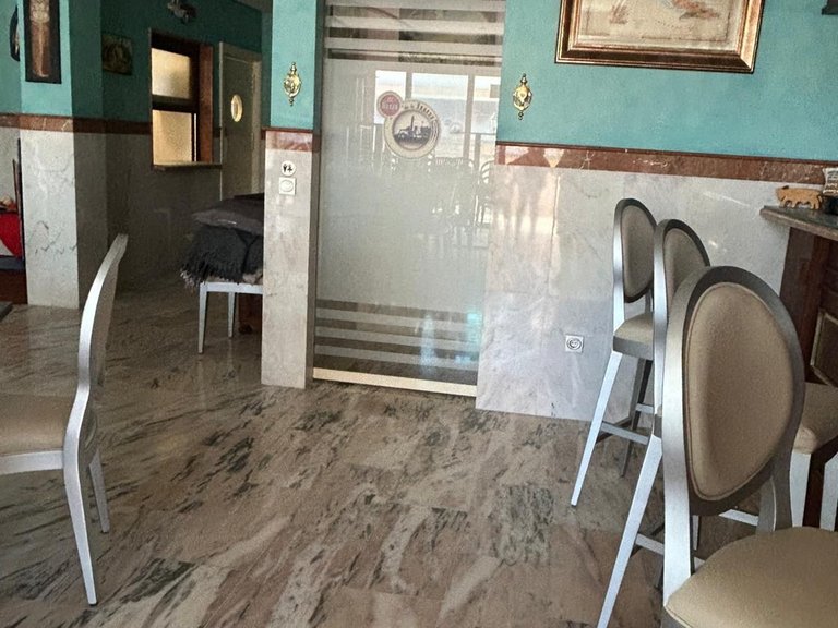 Commercial for Sale in El Paraiso, Malaga 14