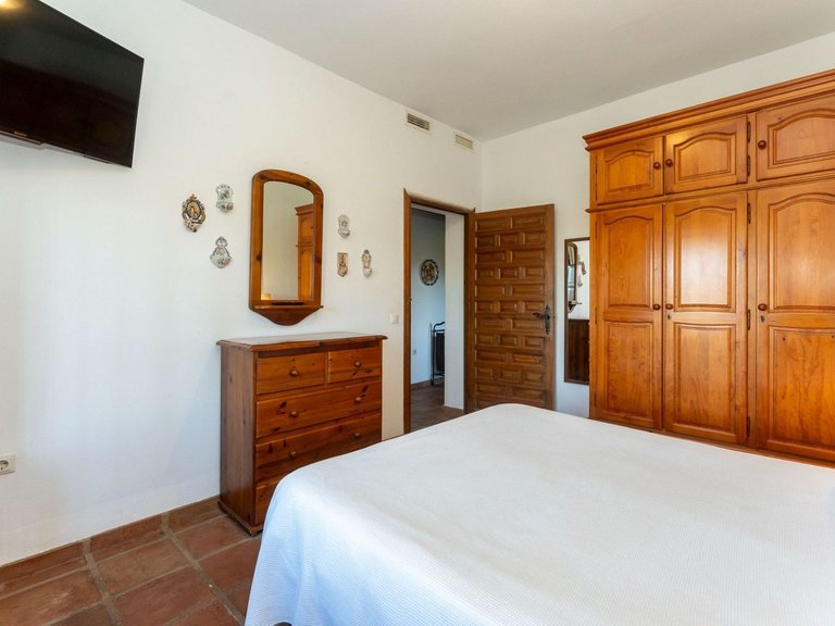 Villa for Sale in Alhaurín El Grande, Malaga 16