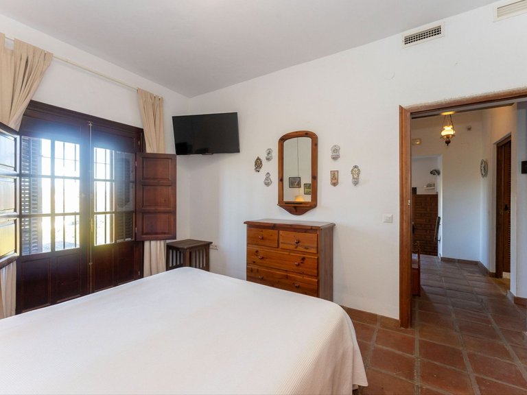 Villa for Sale in Alhaurín El Grande, Malaga 17