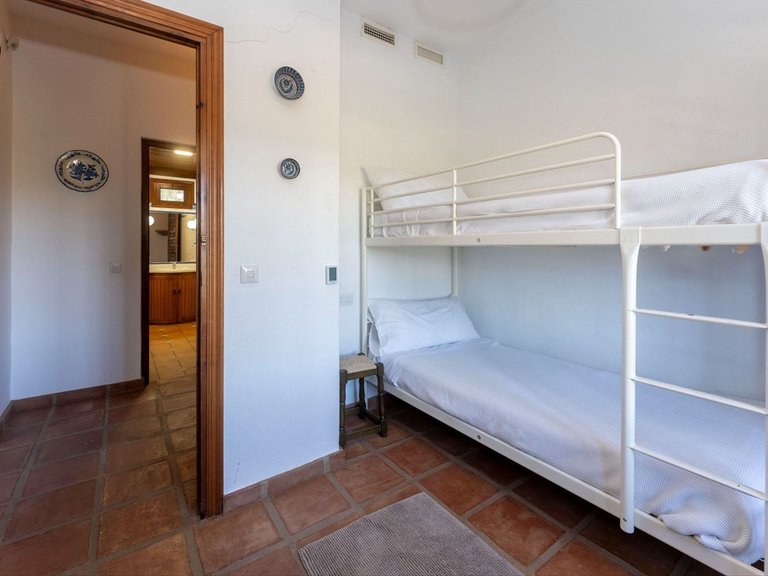 Villa for Sale in Alhaurín El Grande, Malaga 20