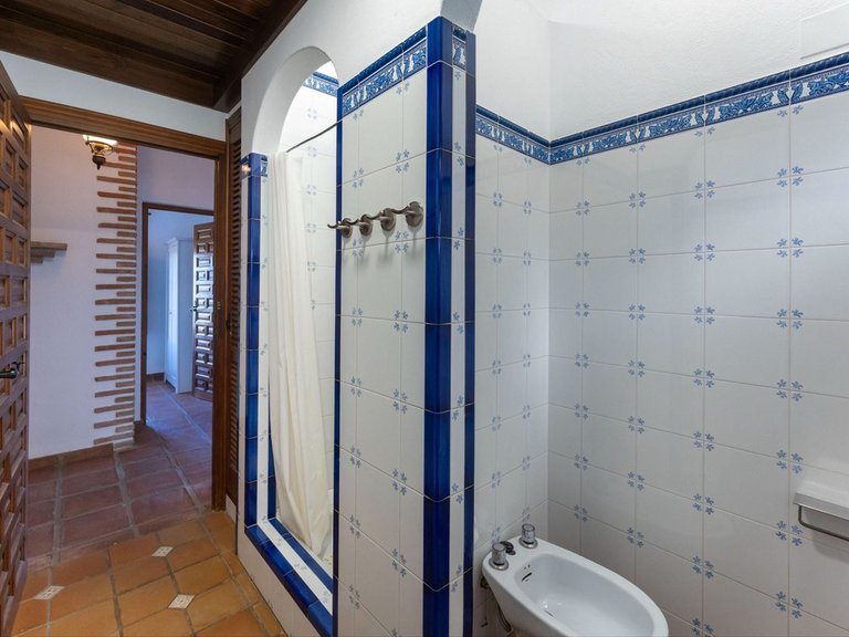 Villa for Sale in Alhaurín El Grande, Malaga 23