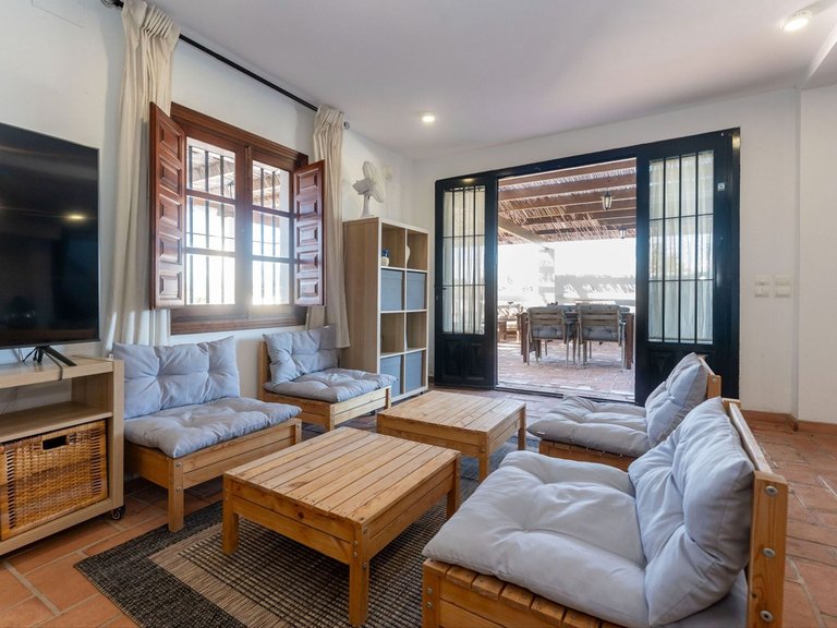Villa for Sale in Alhaurín El Grande, Malaga 36