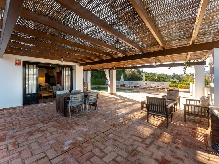 Villa for Sale in Alhaurín El Grande, Malaga 37