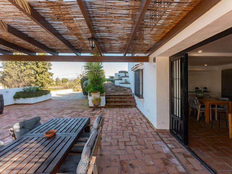 Villa for Sale in Alhaurín El Grande, Malaga 44