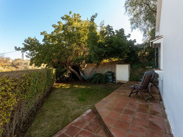 Villa for Sale in Alhaurín El Grande, Malaga 48
