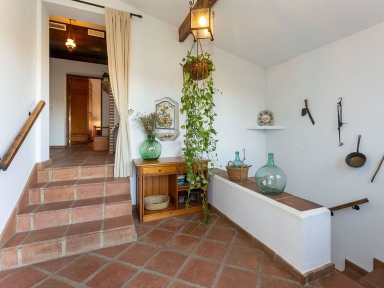 Villa for Sale in Alhaurín El Grande, Malaga 5