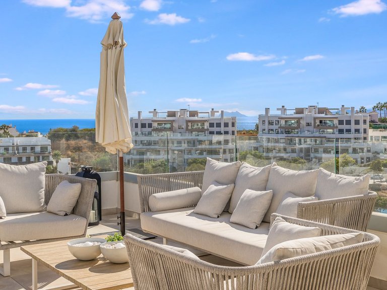 Apartment for Sale in Estepona, Malaga 2