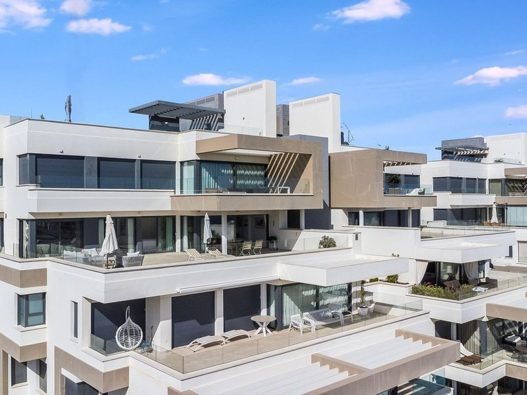 Apartment for Sale in Estepona, Malaga 4