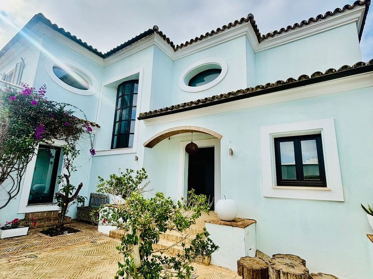 Villa for Sale in San Roque Club, Cadiz 14