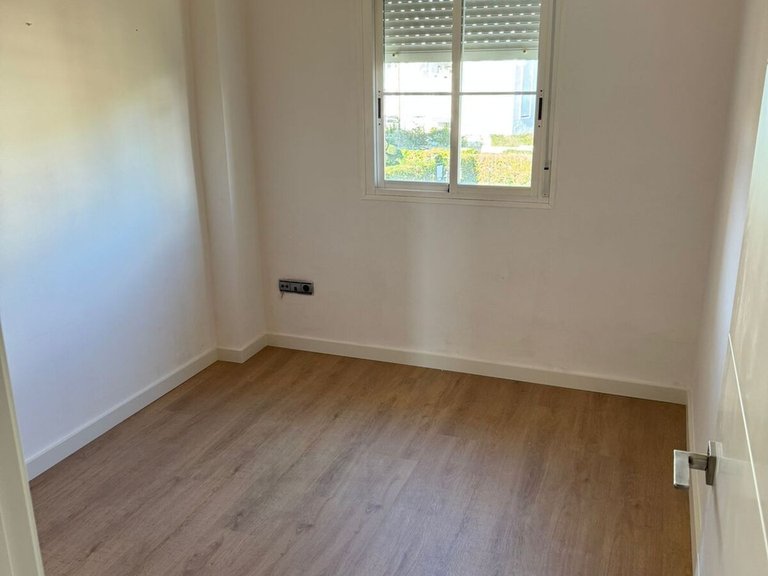 Apartment for Sale in El Pinillo, Malaga 13