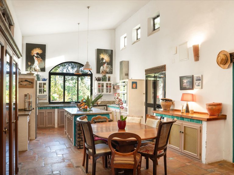 Villa for Sale in Estepona, Malaga 6