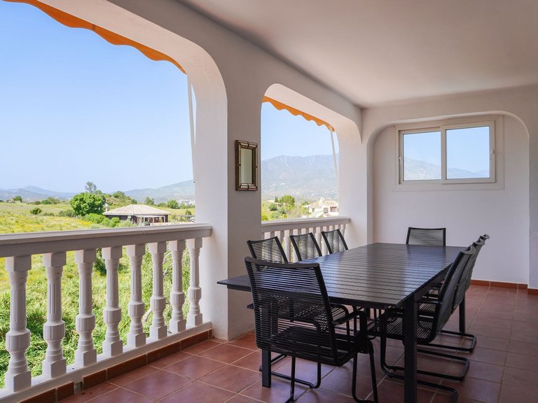 Villa for Sale in Cerros Del Aguila, Malaga 10