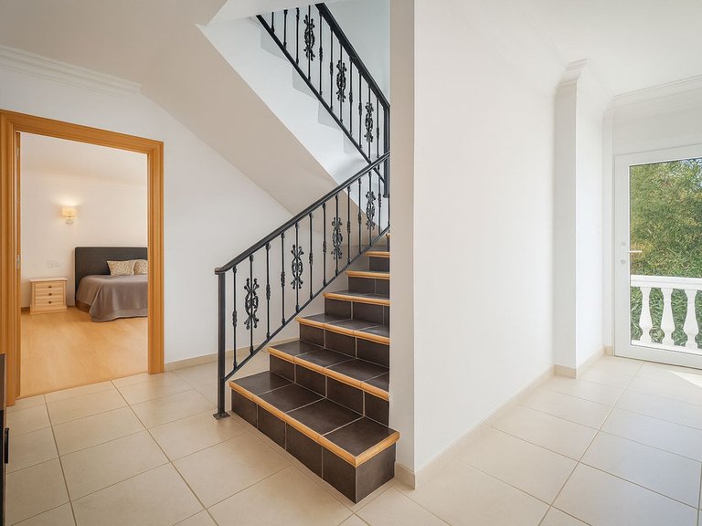 Villa for Sale in Cerros Del Aguila, Malaga 21