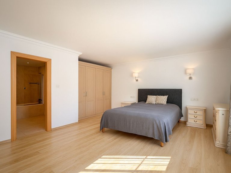 Villa for Sale in Cerros Del Aguila, Malaga 22