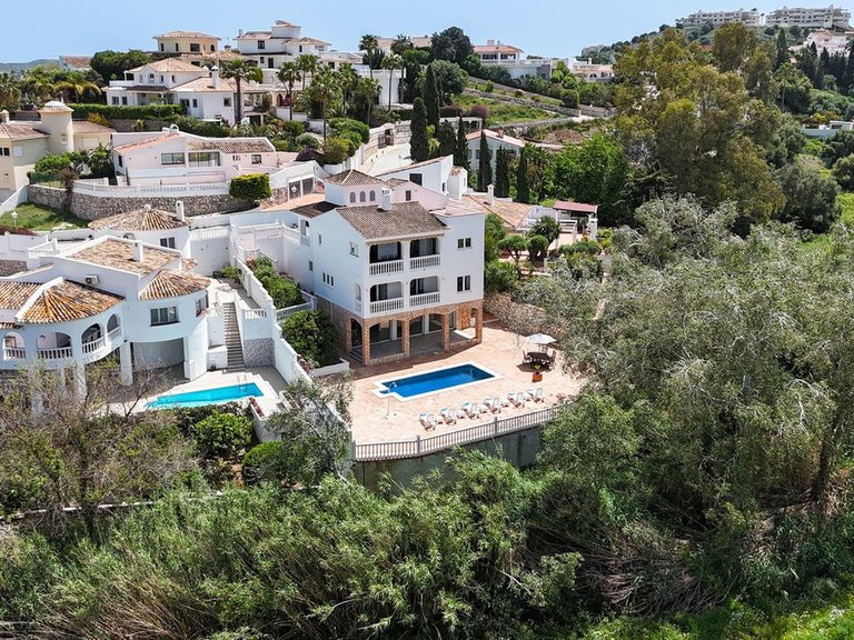 Villa for Sale in Cerros Del Aguila, Malaga 57