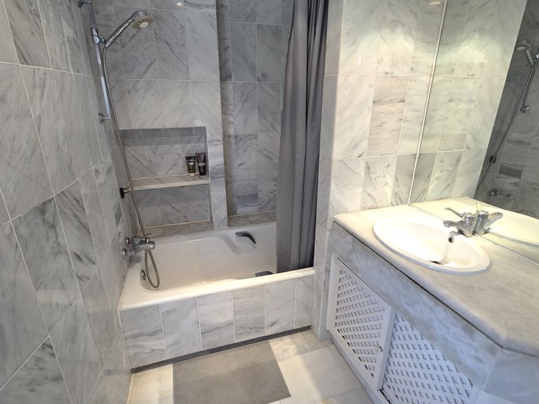 Villa for Sale in Marbella, Malaga 14