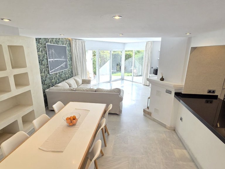 Villa for Sale in Marbella, Malaga 6