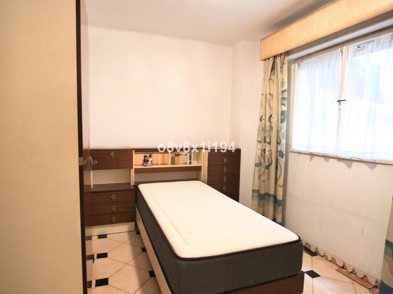 Apartment for Sale in Málaga, Malaga 12