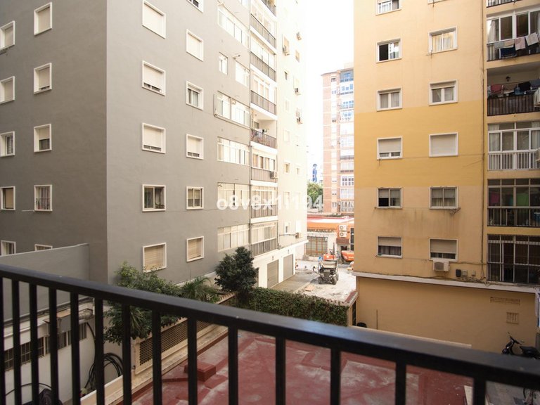 Apartment for Sale in Málaga, Malaga 28