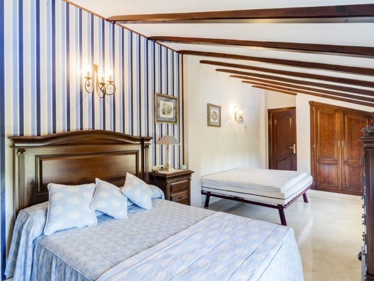 Villa for Sale in Alhaurín El Grande, Malaga 29