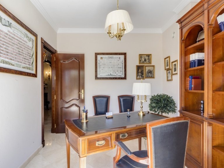 Villa for Sale in Alhaurín El Grande, Malaga 32