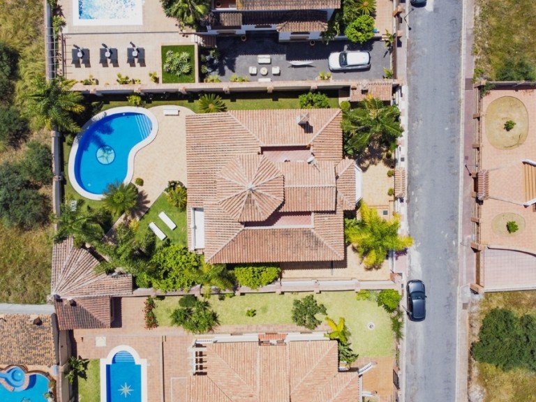 Villa for Sale in Alhaurín El Grande, Malaga 47