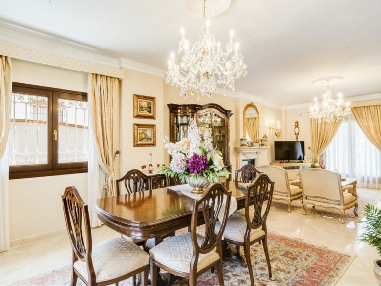 Villa for Sale in Alhaurín El Grande, Malaga 6