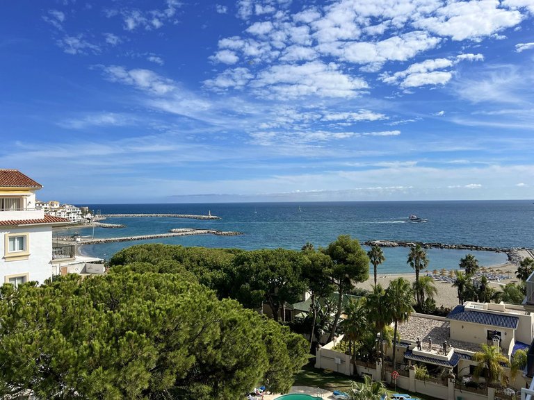 Apartment for Sale in Puerto Banús, Malaga 6