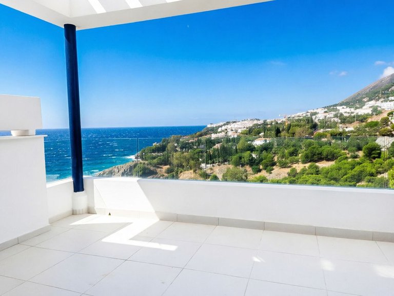 Penthouse for Sale in Benalmadena, Malaga 7