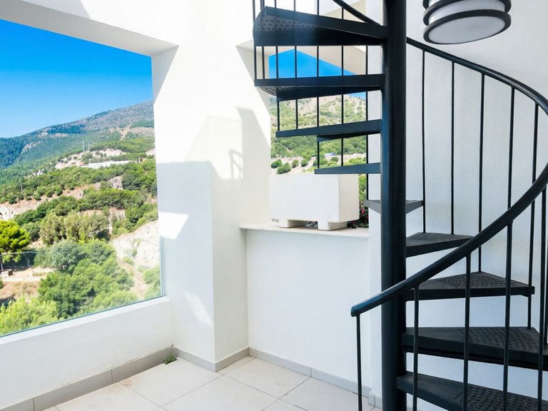 Penthouse for Sale in Benalmadena, Malaga 9
