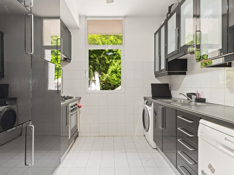 Villa for Sale in Estepona, Malaga 13
