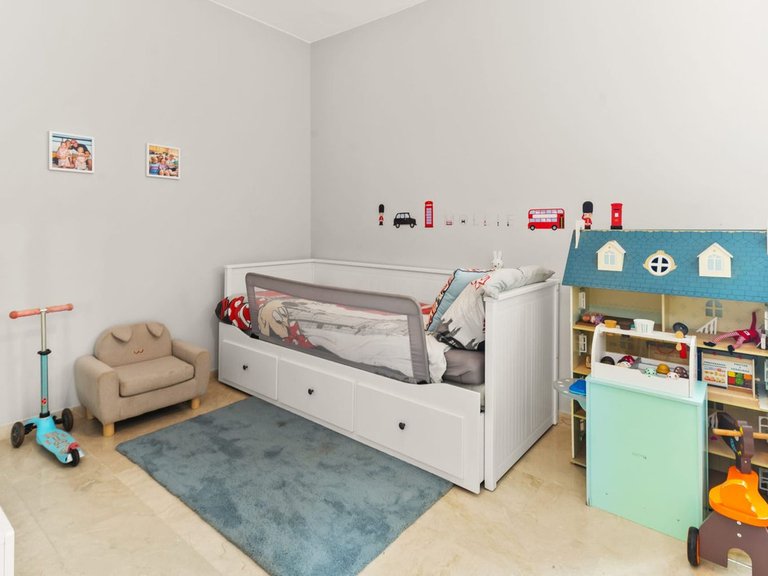 Villa for Sale in Estepona, Malaga 20