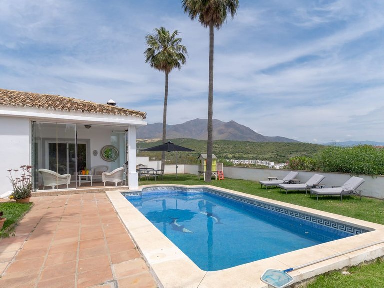 Villa for Sale in Estepona, Malaga 3