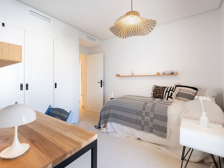 Apartment for Sale in Nueva Andalucía, Malaga 14