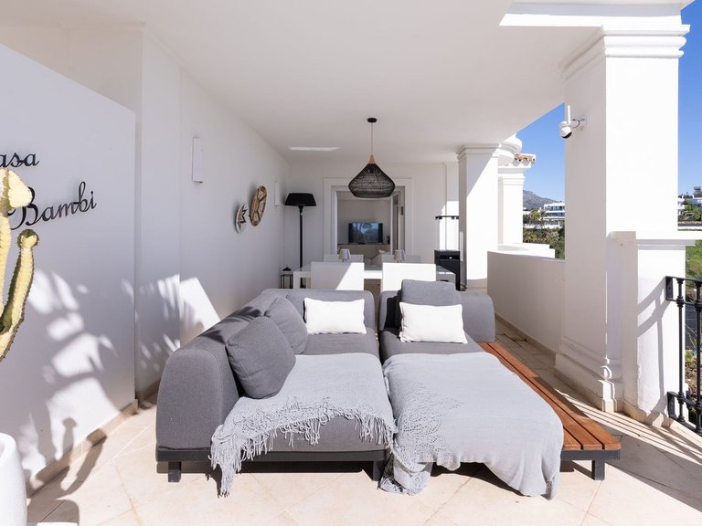 Apartment for Sale in Nueva Andalucía, Malaga 17