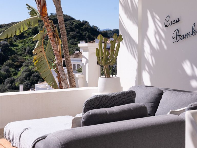 Apartment for Sale in Nueva Andalucía, Malaga 20