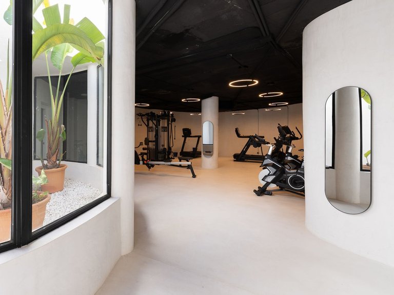 Apartment for Sale in Nueva Andalucía, Malaga 40