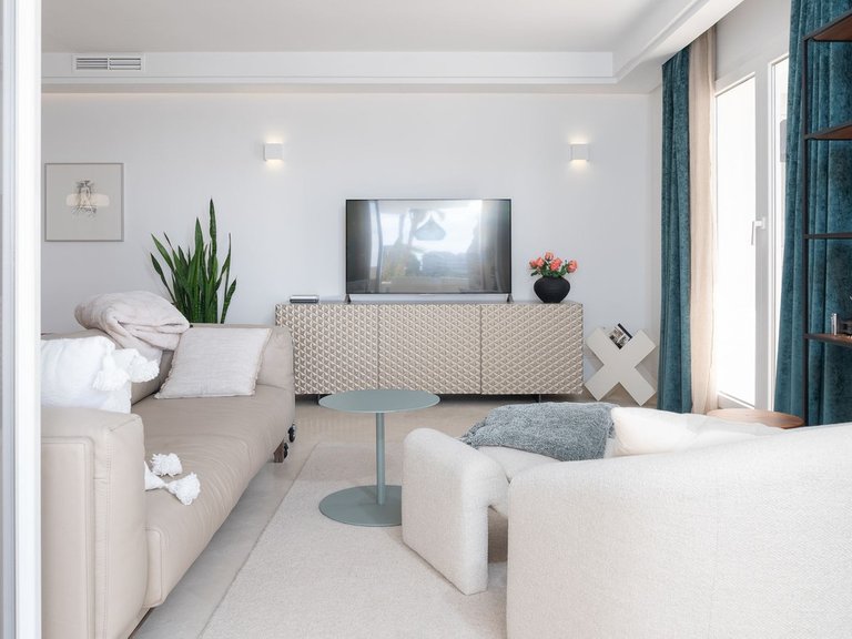 Apartment for Sale in Nueva Andalucía, Malaga 7